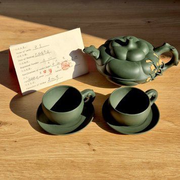 Magnolia Teapot 1999 year. Craftswoman Wu Xufang