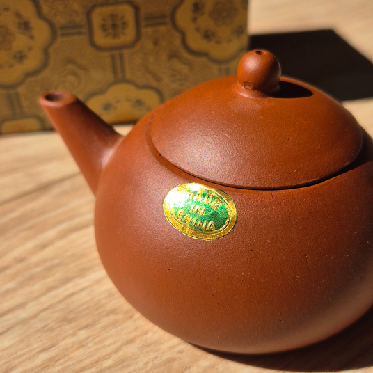 🫖 80s Yixing Teapot Factory Number One | Silver Stork